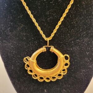 Gold plated rope chain with pendant